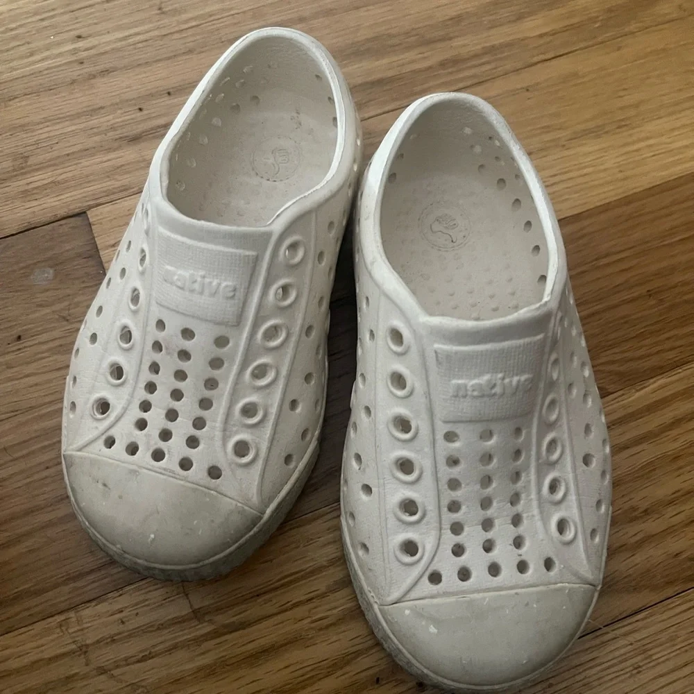 Native Kids White Shoes